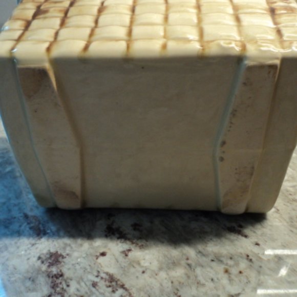 vintage cookie jar "Picnic Basket" - Picture 7 of 10